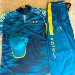 Raygun Australian Breakdancer Halloween Costume Size Medium.